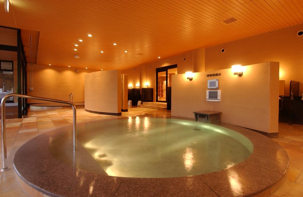 Iizaka Hotel Juraku Фукусіма Екстер'єр фото