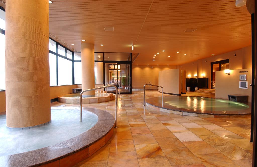 Iizaka Hotel Juraku Фукусіма Екстер'єр фото