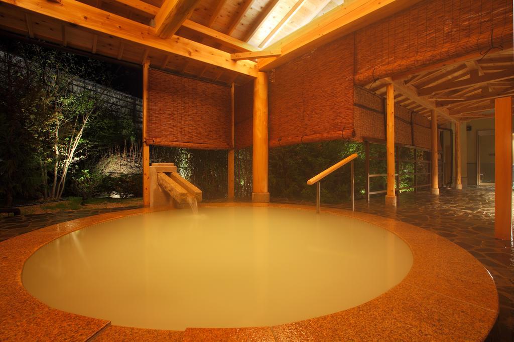 Iizaka Hotel Juraku Фукусіма Екстер'єр фото